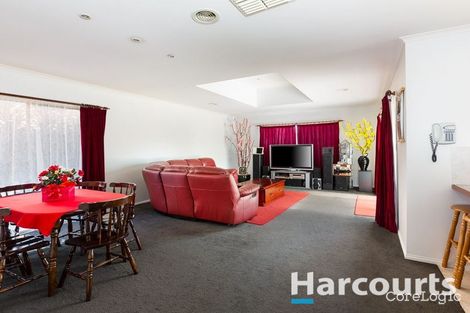 Property photo of 35 Hinrichsen Drive Hallam VIC 3803