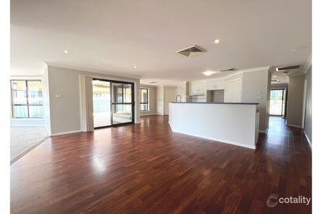 Property photo of 25 Cypress Point Drive Dubbo NSW 2830