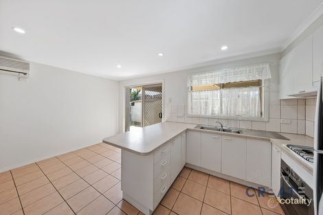 Property photo of 1/2 Acuba Close St Albans VIC 3021