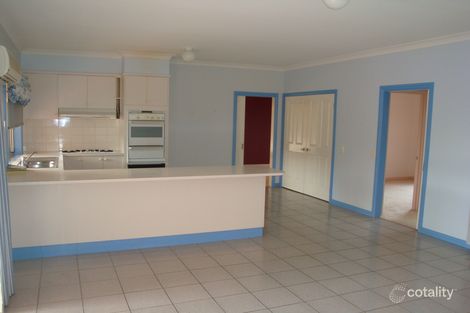 Property photo of 16 Blue Gum Drive Strathdale VIC 3550