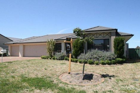 Property photo of 26 Discovery Drive Orange NSW 2800