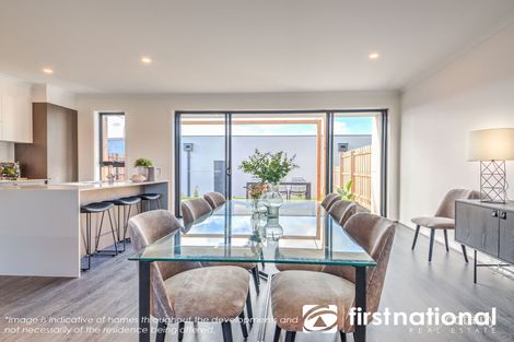 Property photo of 25 Fawkner Walk Clyde North VIC 3978