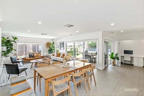 Property photo of 8 Glenrock Close Bourkelands NSW 2650