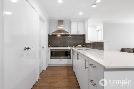 Property photo of 8 Packer Rise Hammond Park WA 6164