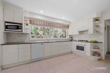Property photo of 4 Anthony Court Ringwood VIC 3134