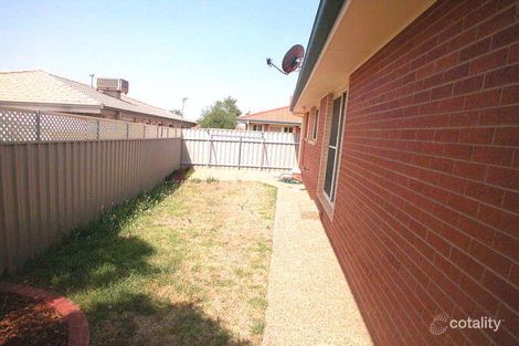Property photo of 2/2 Wonkana Road Glenfield Park NSW 2650