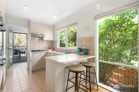 Property photo of 2/24 Raglan Road Research VIC 3095