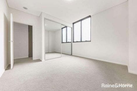 Property photo of 16 Amalfi Drive Wentworth Point NSW 2127