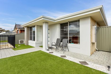 Property photo of 26 Amadeus Way Success WA 6164