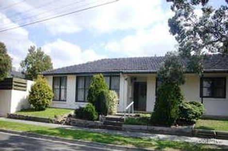 8 Barossa Ave, Vermont South, VIC 3133