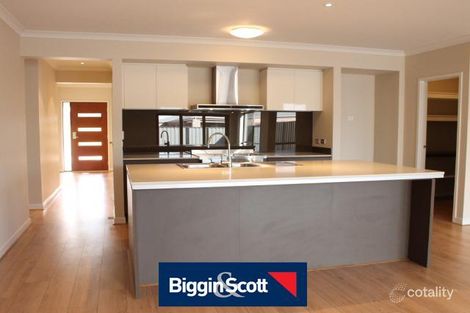 Property photo of 2 Meadowcroft Road Wollert VIC 3750