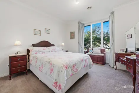 Property photo of 2/33 Elmhurst Road Blackburn VIC 3130