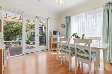 Property photo of 2/33 Elmhurst Road Blackburn VIC 3130