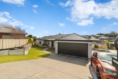 Property photo of 12 Emelia Place Australind WA 6233
