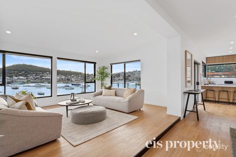 Property photo of 56 Esplanade Lindisfarne TAS 7015