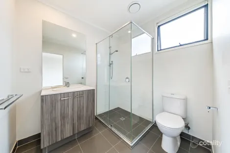 Property photo of 7 Johanna Path Lyndhurst VIC 3975