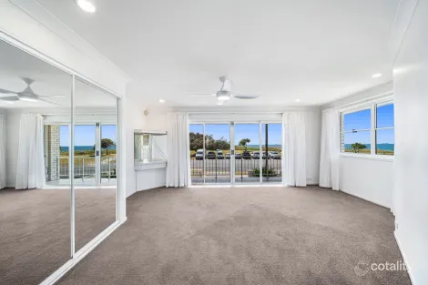 Property photo of 32 Pacific Boulevard Buddina QLD 4575