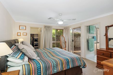 Property photo of 14 Parkway Place Kenmore QLD 4069