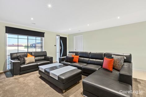 Property photo of 10 Lancelot Court Hillside VIC 3037