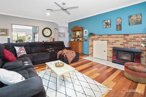 Property photo of 3 Cypress Grove Aberglasslyn NSW 2320