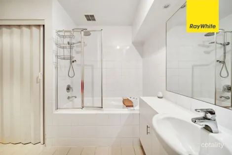Property photo of 35/1 Eldridge Crescent Garran ACT 2605