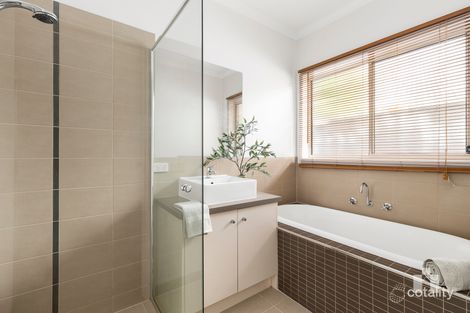 Property photo of 4 Mandalong Crescent Doreen VIC 3754