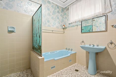 Property photo of 11 Merri Avenue Peakhurst Heights NSW 2210