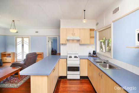 Property photo of 18 Collard Road Point Clare NSW 2250