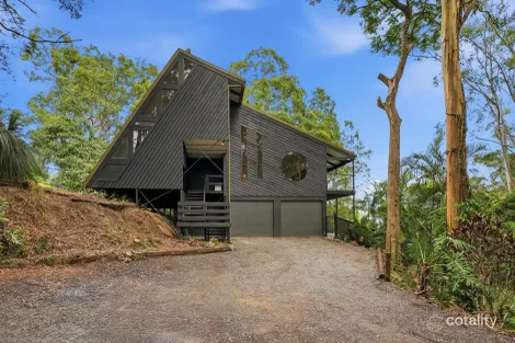 135 Simpsons Rd, Elanora, QLD 4221