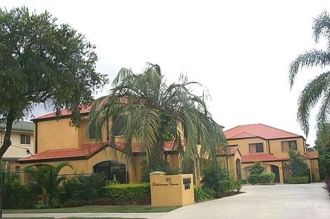 4/95 Pohlman St, Southport, QLD 4215