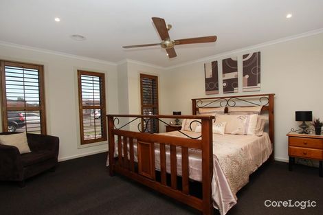 Property photo of 12 Burswood Drive Wyndham Vale VIC 3024