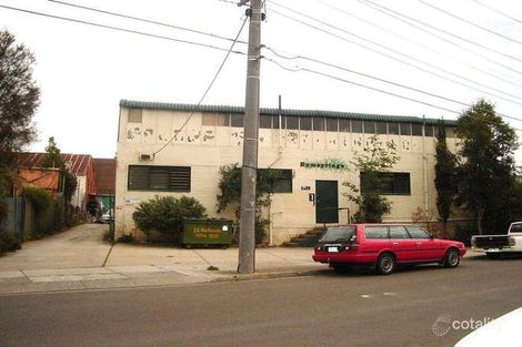 1 Ford Cres, Thornbury, VIC 3071