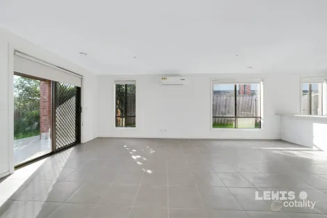 Property photo of 25 Alderbark Way Greenvale VIC 3059