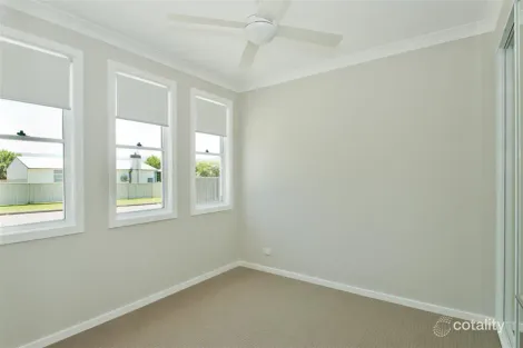 Property photo of 19 Barellan Avenue Dapto NSW 2530