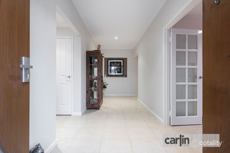 Property photo of 18 Ironbark Terrace Hammond Park WA 6164