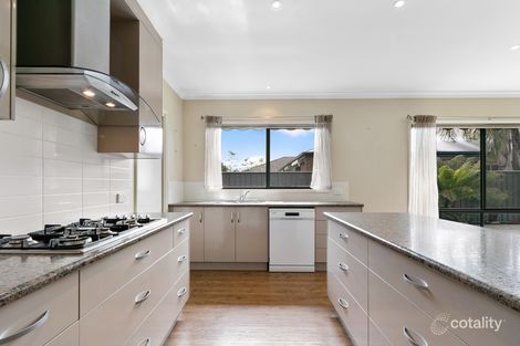 Property photo of 5 Speechley Court Sale VIC 3850