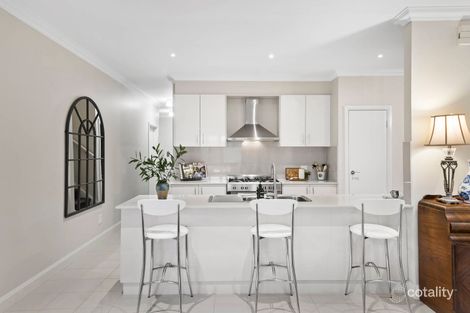 Property photo of 2/18 Cherry Grove Donvale VIC 3111