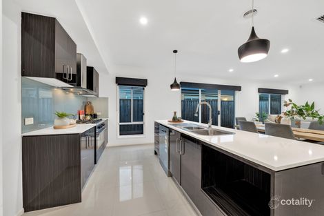 Property photo of 17 Bluemist Circuit Lyndhurst VIC 3975