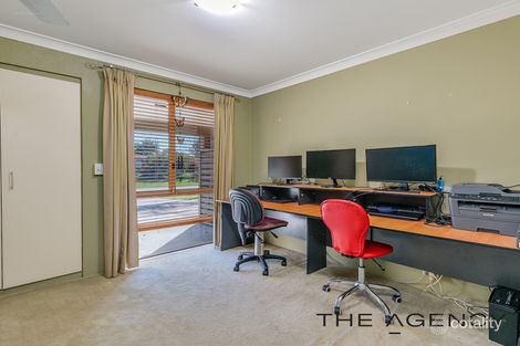 Property photo of 18 Crusader Drive Thornlie WA 6108