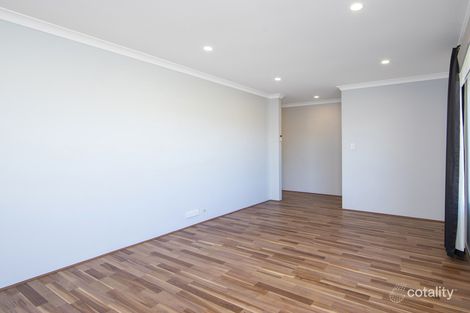 Property photo of 25 Kurrajong Boulevard Banksia Grove WA 6031