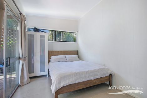 Property photo of 13 Robert Street Clontarf QLD 4019