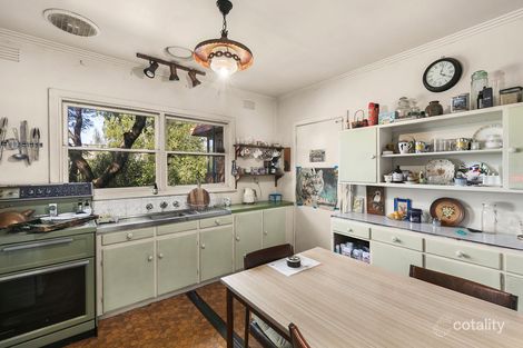 Property photo of 2 Vernon Street Strathmore VIC 3041