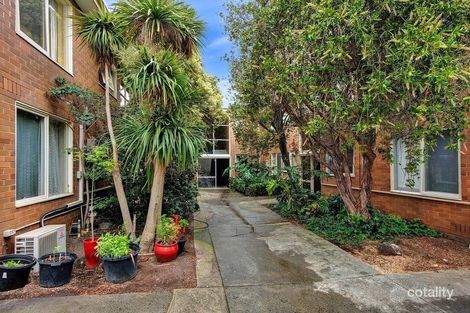 40/2 Centennial Ave, Brunswick West, VIC 3055