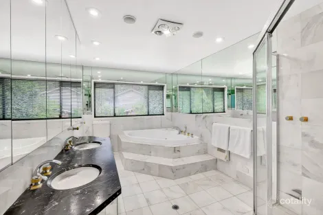 Property photo of 42 Minkara Road Bayview NSW 2104