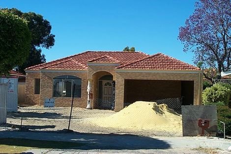 25 Mangini St, Morley, WA 6062