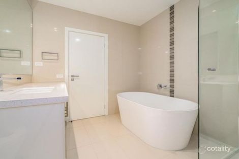 Property photo of 3/53 Franklin Road Doncaster East VIC 3109