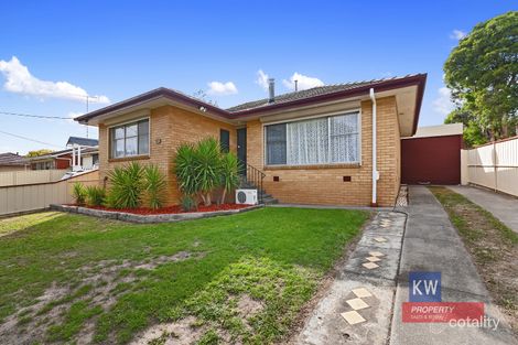 26 Manning Dr, Churchill, VIC 3842