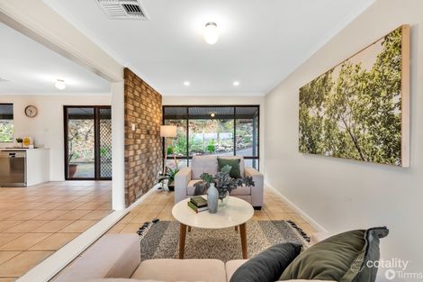 Property photo of 2 Wychwood Grove Upper Sturt SA 5156