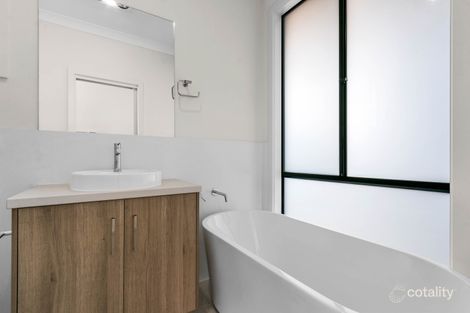 Property photo of 25 Plato Court Angle Vale SA 5117