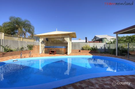 Property photo of 44 Pavetta Crescent Forrestfield WA 6058